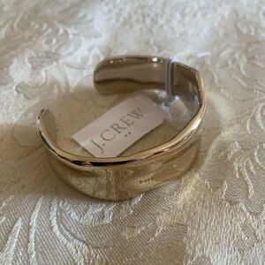 J.Crew-NWT-Gold Tone Cuff Bracelet